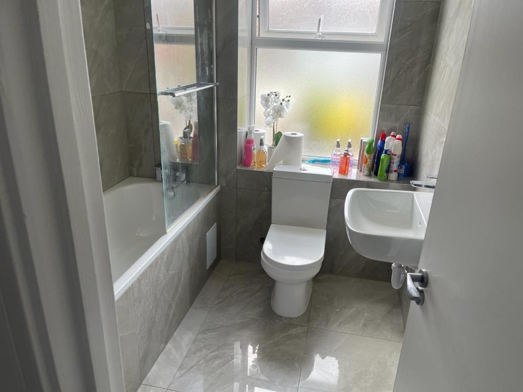 Rahal Ilford Apartment ภายนอก รูปภาพ