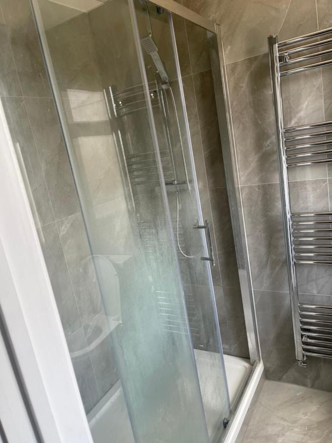 Rahal Ilford Apartment ภายนอก รูปภาพ